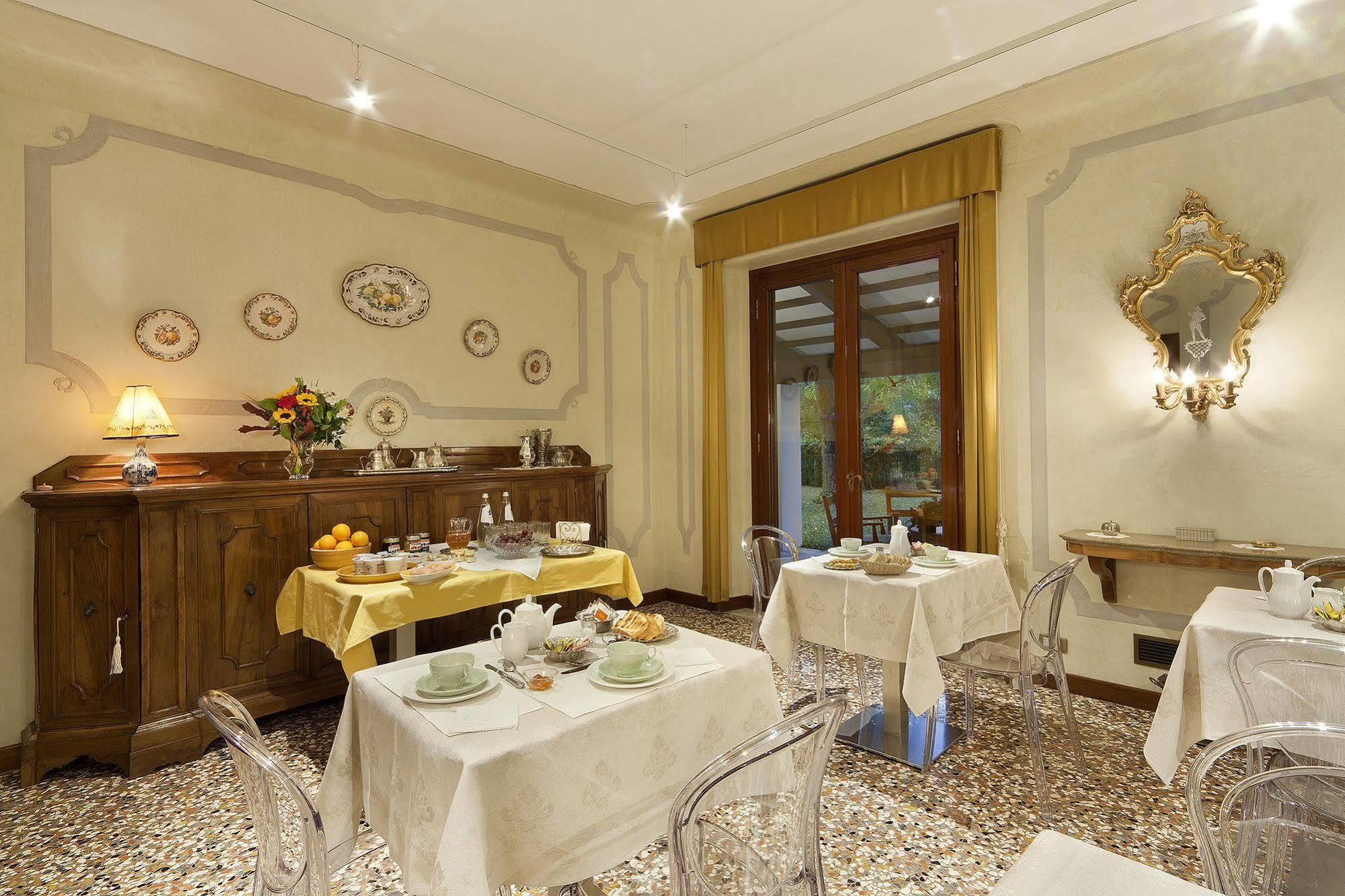 Il Cantelino Padova Bagian luar foto